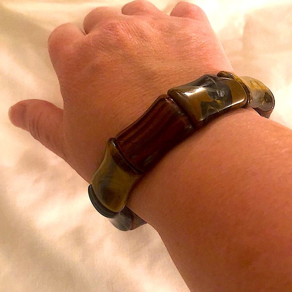 South African Large tiger eye natural stone stretch bracelet - Picture 3 of 4